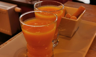 Chez Henri Ardennais drink