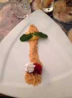 Tout Simplement food