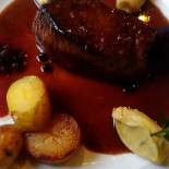 Aux Mets Encore food