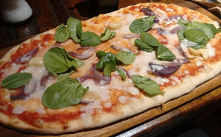 Zizzi food