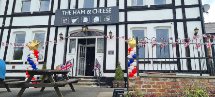 The Ham And Cheese Inn outside