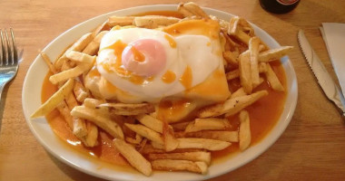 House Of Chicken food