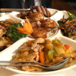 Zum Chinesen Mach food