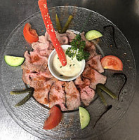 Du Pont De La Roche food