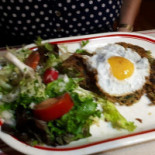 Chez Mamema S'ochsestuebel (au Boeuf) food