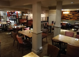 Toby Carvery Walsall Broadway inside