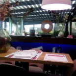 Grain de Folie inside