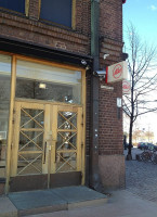 Alko outside