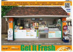 Goldener Hirsch outside