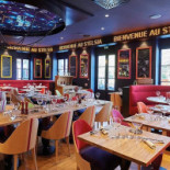 Le Bistrot Le Stelsia Resort inside