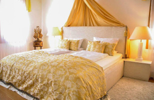 Weingasthof „zum Weißen Roß“ inside