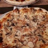 Eiscafe Pizzeria Venezia Da Nico food