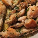 Schwarzer Adler food