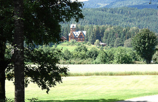 Bjertnes Turistgard outside