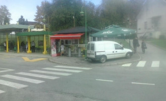 Mcres outside
