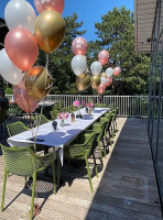 Puur Aan De Vliet outside