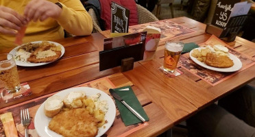 Dorpscafé 't Lutters Kwartier inside