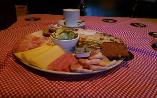 Herberg In Den Bockenreyder food