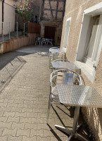 Oase Pizza Kebaphaus outside