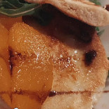 Martha Pizzerei food