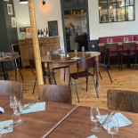 Chevallier Pierre inside