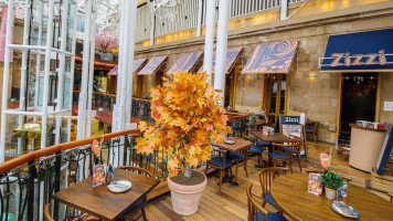 Zizzi Glasgow Princes Square outside