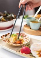 Amber Regent food