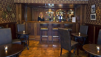 The Highland Lounge inside