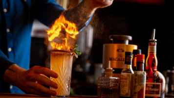 Grill Market Lomax drink