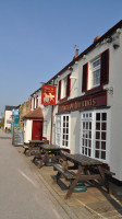 Hare And Hounds outside