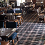 The Gamekeeper À l'intérieur