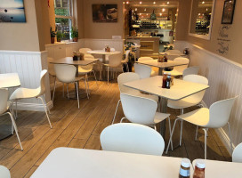Luna Coffee House inside