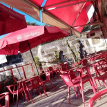 Jardineiro Vegan Kitchen outside