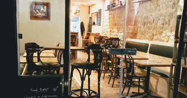 Le Bistrot Moderne inside