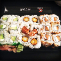 Sushi food