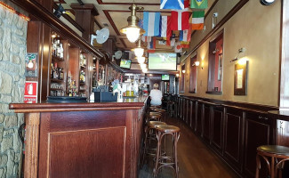 Lenox The Pub inside