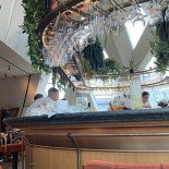 Chez Bernard Restaurant Et Bar inside