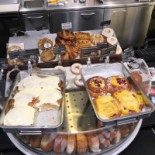 Deli De Luca Ski food