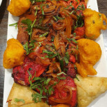 Royal Radhuny Comida