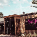 't Waaltje Heerjansdam outside