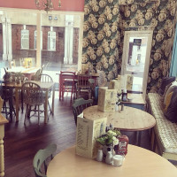 English Rose Cafe inside
