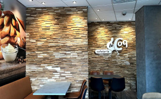 Cafetaria Le Coq inside