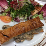 Le Bonheur des Gourmands food