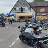 Zur Eisenbahn outside