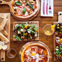 Mugshot Restaurants food