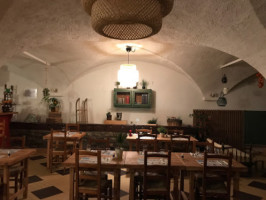 Le Pas De L'Âne food