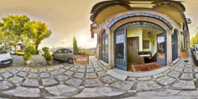 Balcón del Adarve outside