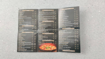 Vallhamra Pizzeria food