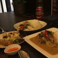 Kao Thai Madrid food