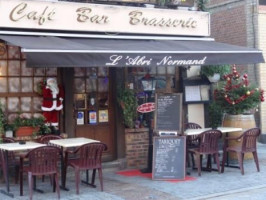 L'abri Normand inside